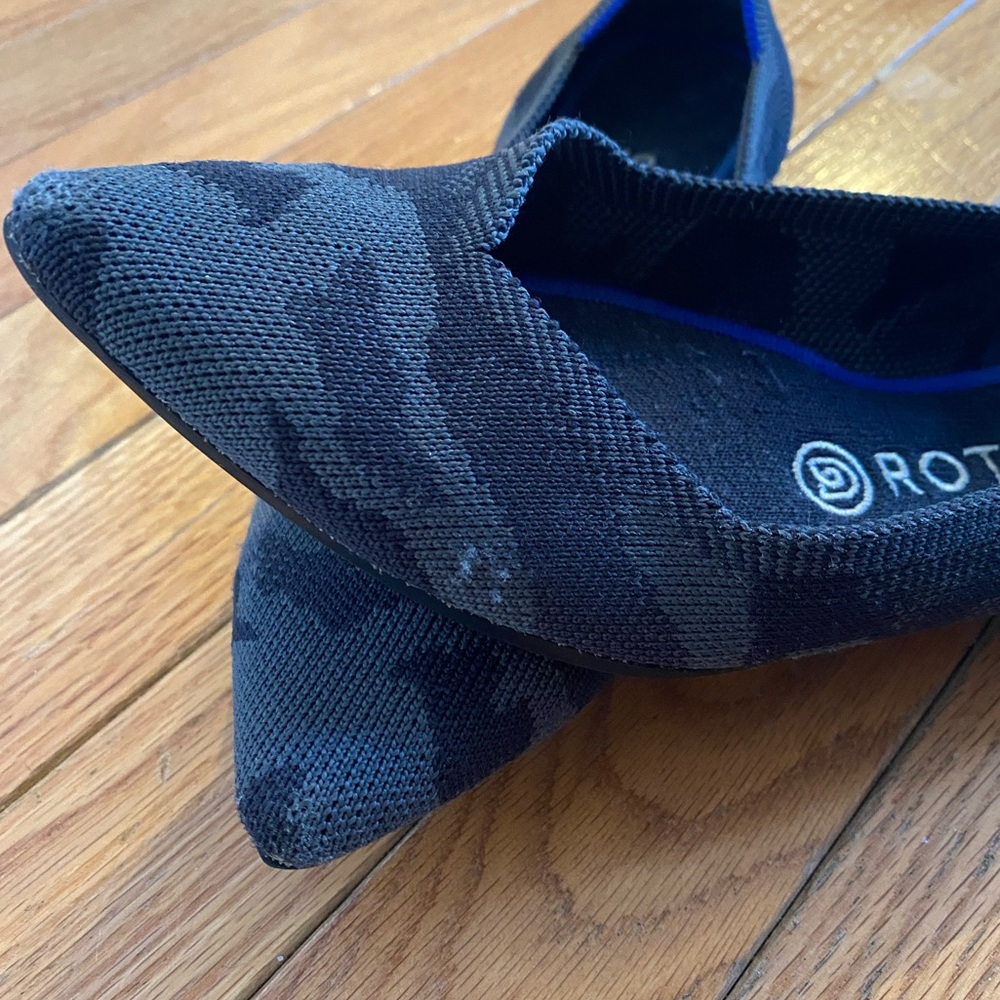 Rothy’s The Point Gray Camo Camouflage Retired Pointed Flats Shoes Size 7.5 - Picture 3 of 3